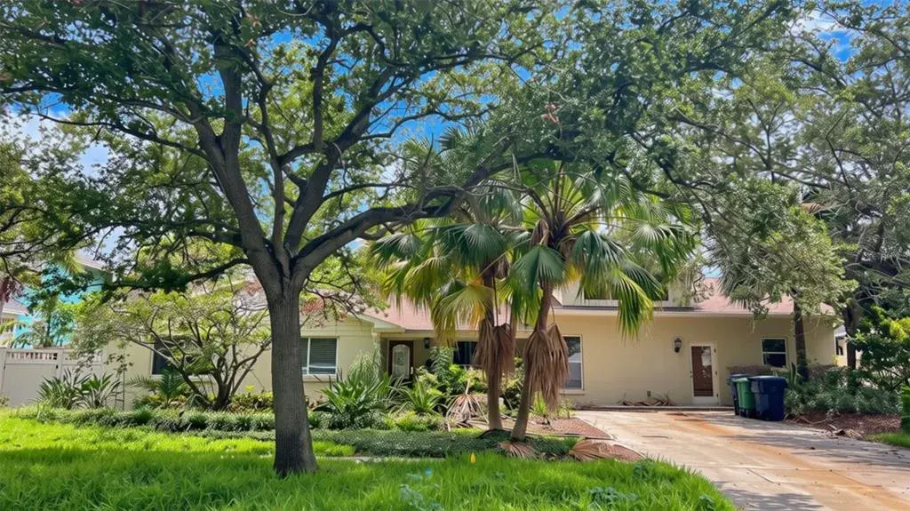 Property for sale at 410 ERIE AVENUE, TAMPA, FL, 33606