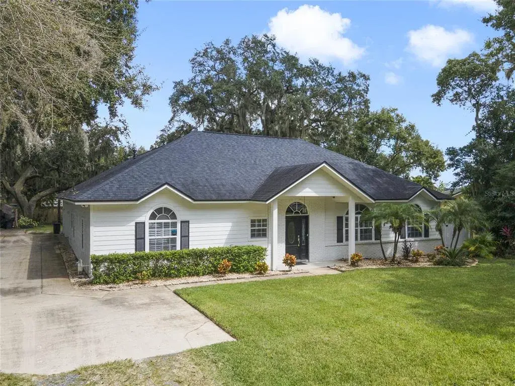 Property for sale at 715 MAGNOLIA STREET, WINDERMERE, FL, 34786