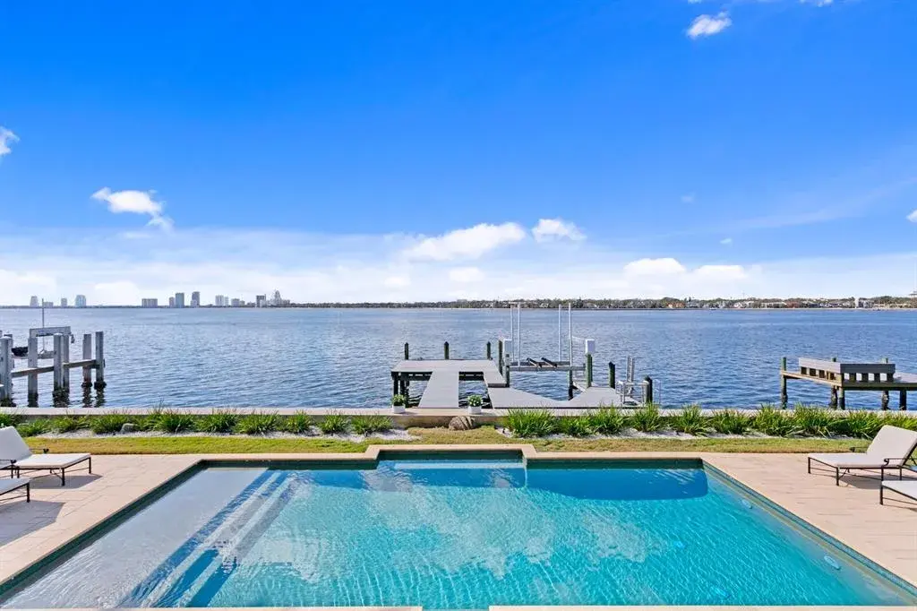 72 Adalia Avenue, Tampa, FL, 33606