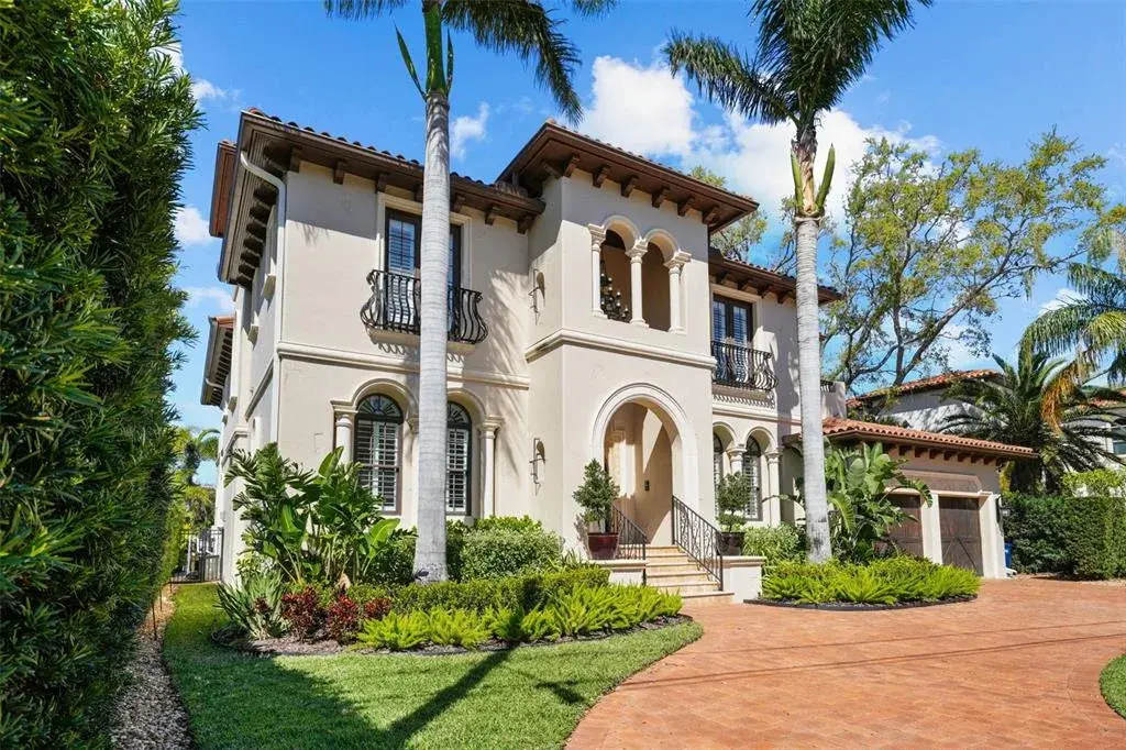 44 Martinique Avenue, Tampa, FL, 33606