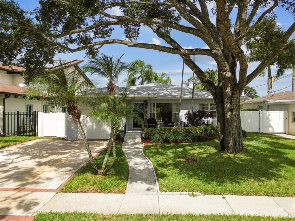642 Geneva Place, Tampa, FL, 33606