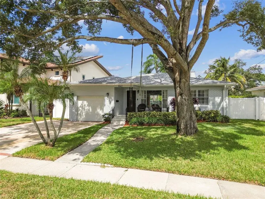 642 Geneva Place, Tampa, FL, 33606