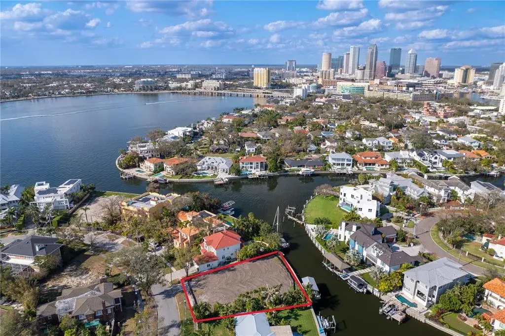 18 Bahama Circle, Tampa, FL, 33606