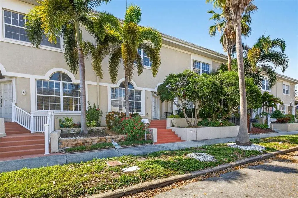 238 Columbia Drive, Tampa, FL, 33606