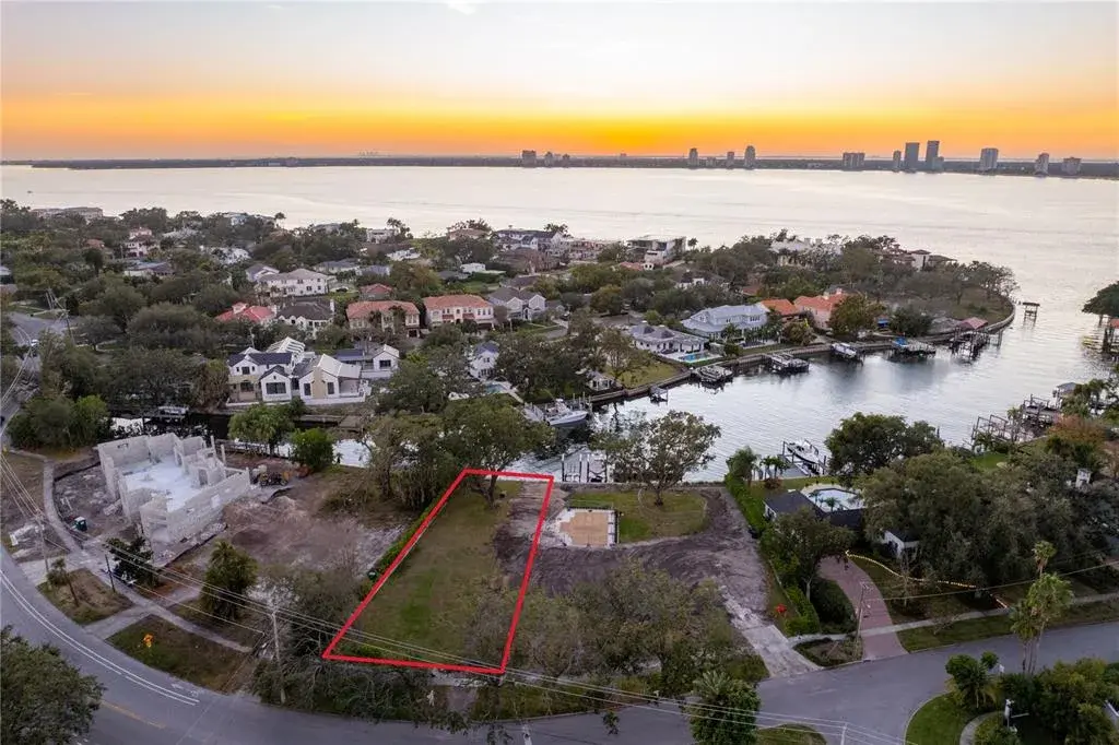 420 Blanca Avenue, Tampa, FL, 33606