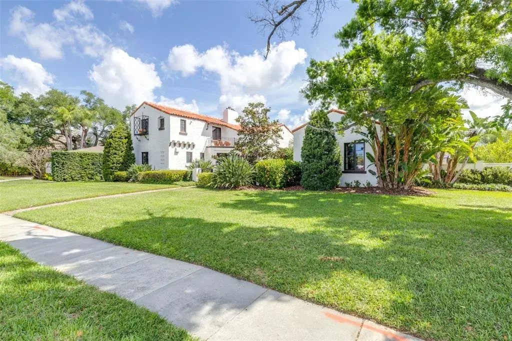 61 Ladoga Avenue, Tampa, FL, 33606