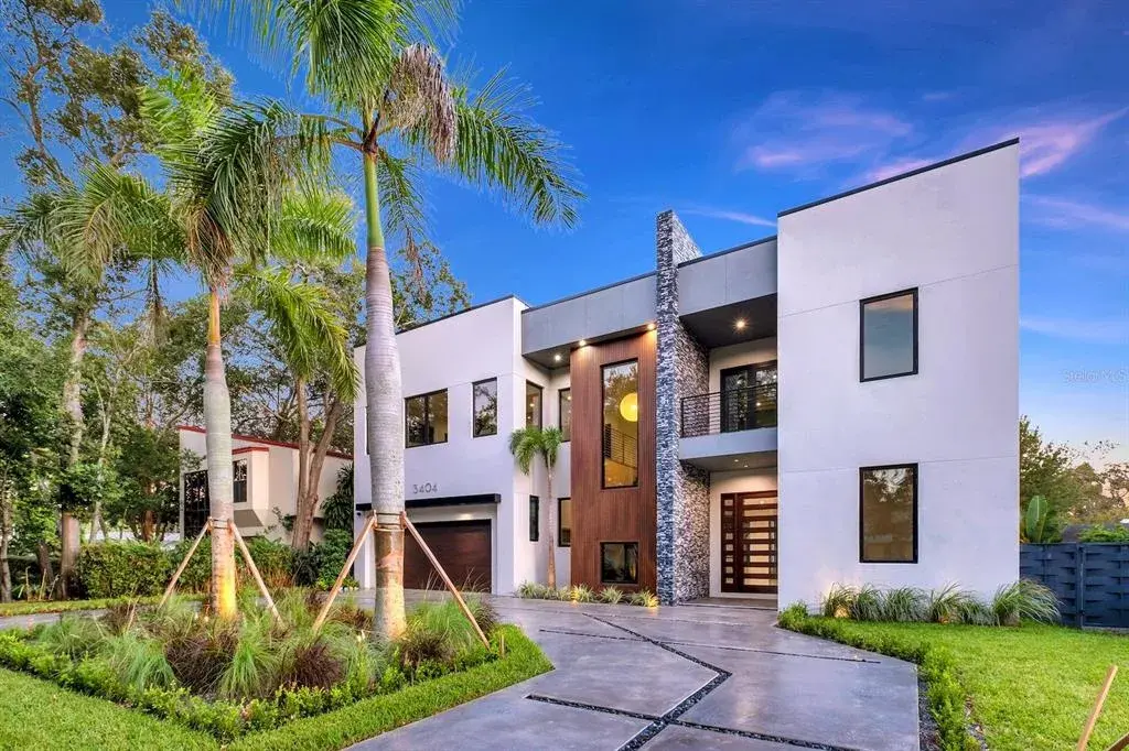 527 W Davis Boulevard, Tampa, FL, 33606
