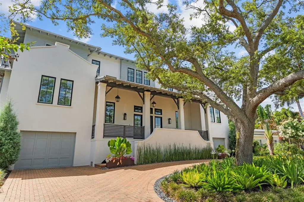 55 Martinique Avenue, Tampa, FL, 33606