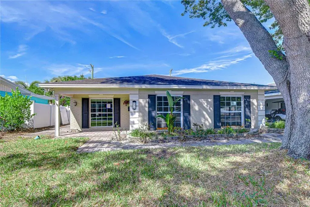 615 E Davis Boulevard, Tampa, FL, 33606