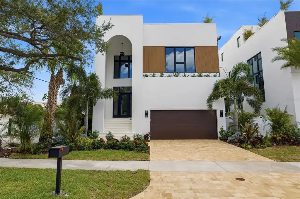 130 Adriatic Avenue, Tampa, FL, 33606