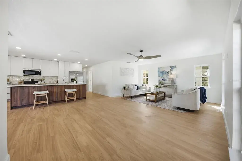Property for sale at 615 E DAVIS BOULEVARD, TAMPA, FL, 33606