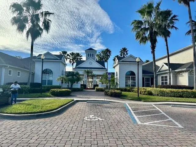 Property for sale at 330 SOUTHERN PECAN CIRCLE UNIT 208, WINTER GARDEN, FL, 34787