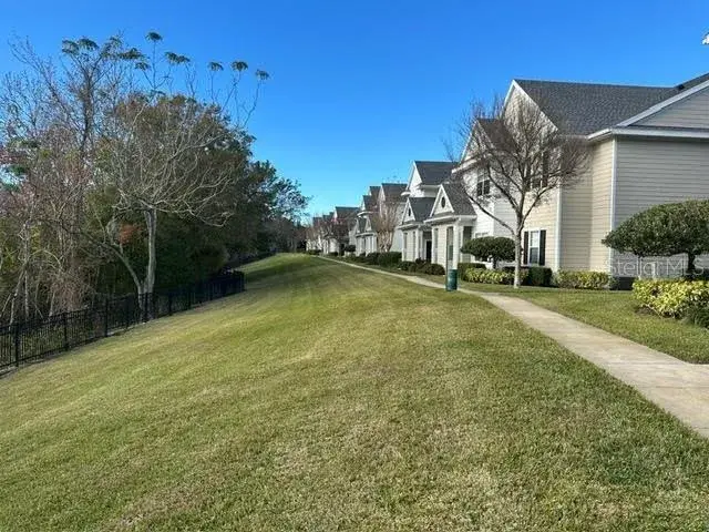 Property for sale at 330 SOUTHERN PECAN CIRCLE UNIT 208, WINTER GARDEN, FL, 34787