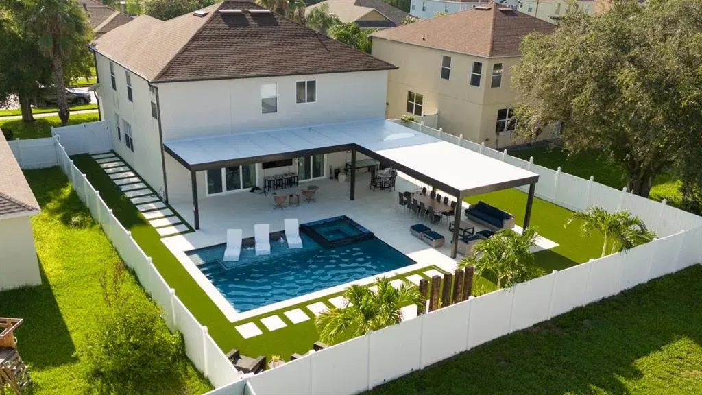 Property for sale at 526 FIRST CAPE CORAL DRIVE, WINTER GARDEN, FL, 34787