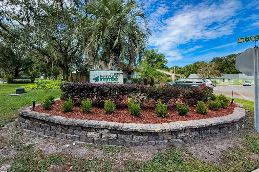 Property for sale at 988 STUCKI TERRACE, WINTER GARDEN, FL, 34787