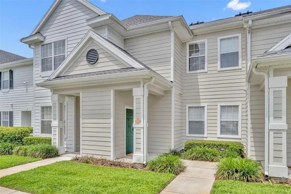 Property for sale at 200 SOUTHERN PECAN CIRCLE UNIT 206, WINTER GARDEN, FL, 34787