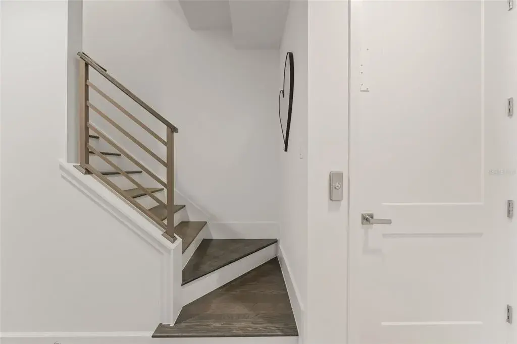 Property for sale at 131 OAK LAUREL DRIVE, WINTER GARDEN, FL, 34787