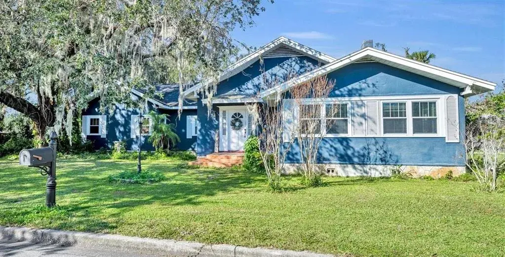 Property for sale at 214 S WOODLAND STREET, WINTER GARDEN, FL, 34787