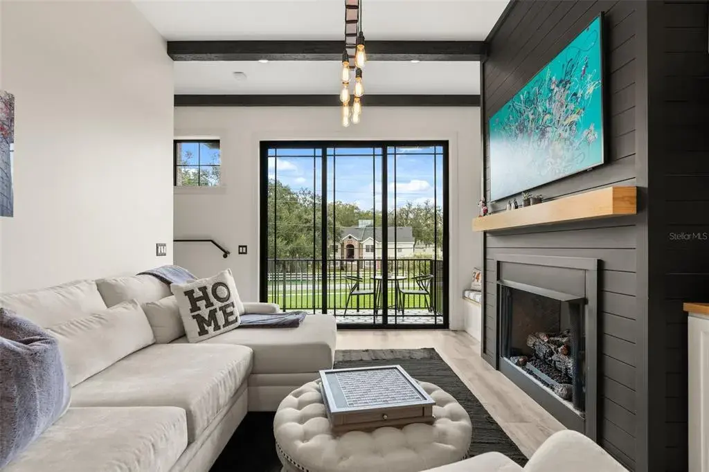 Property for sale at 72 N PARK AVENUE UNIT 8, WINTER GARDEN, FL, 34787
