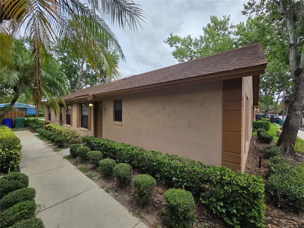 Property for sale at 320 ERON WAY UNIT 6, WINTER GARDEN, FL, 34787