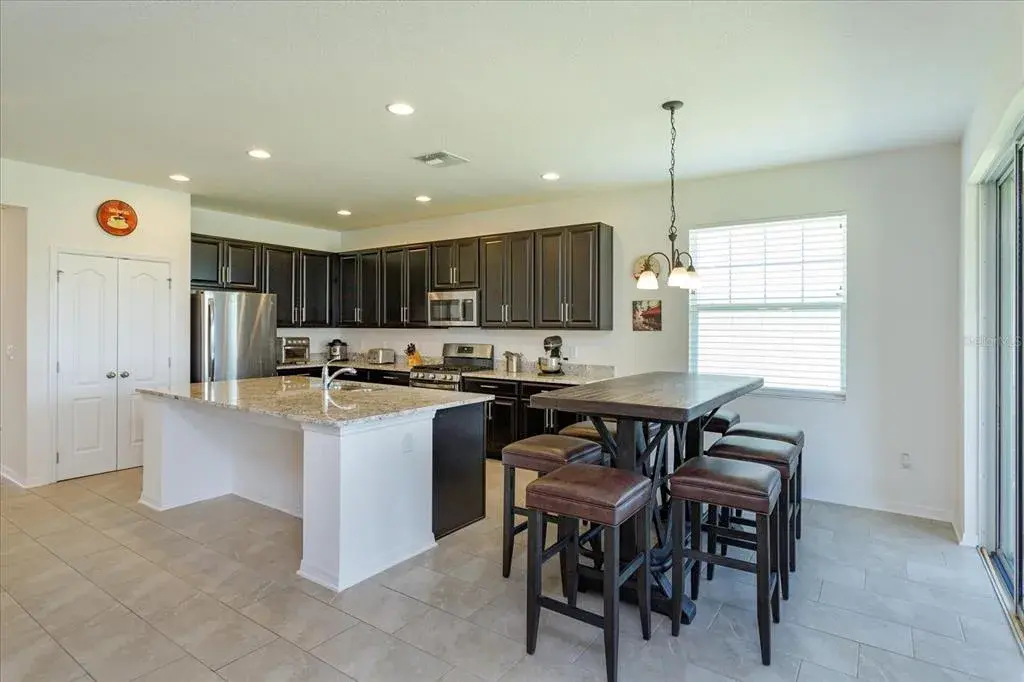 Eat In area in Kitchen