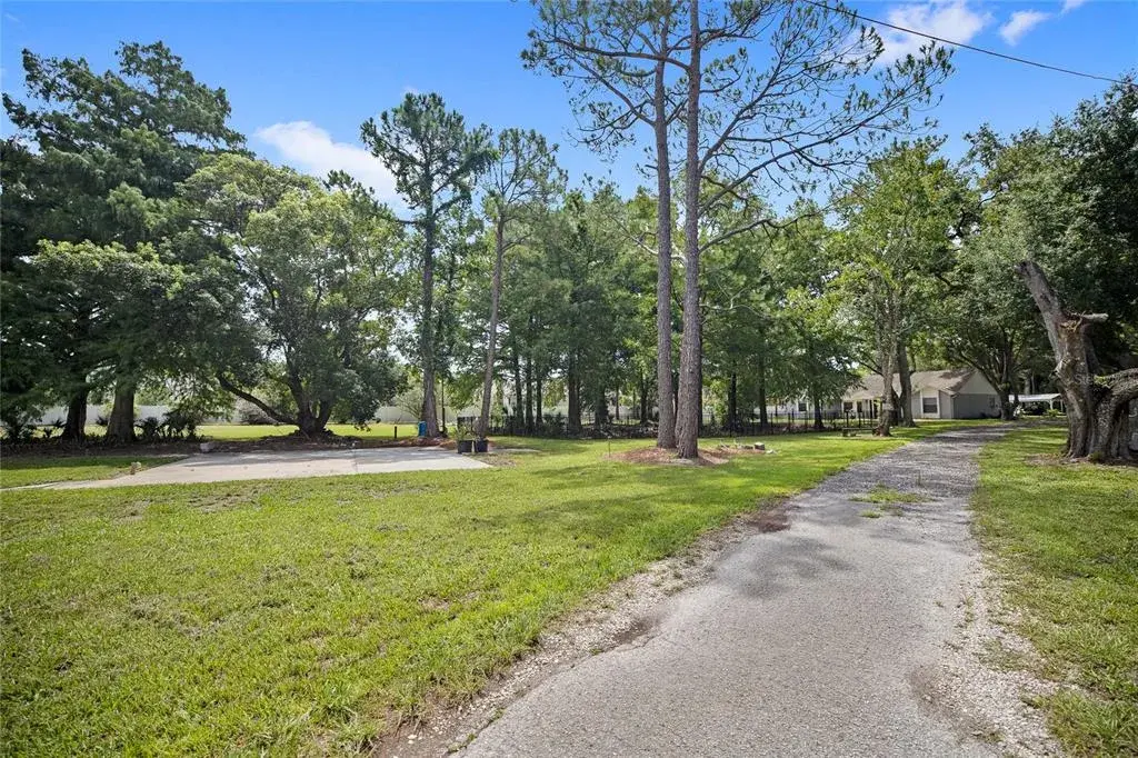 Property for sale at 880 W PLANT STREET, WINTER GARDEN, FL, 34787