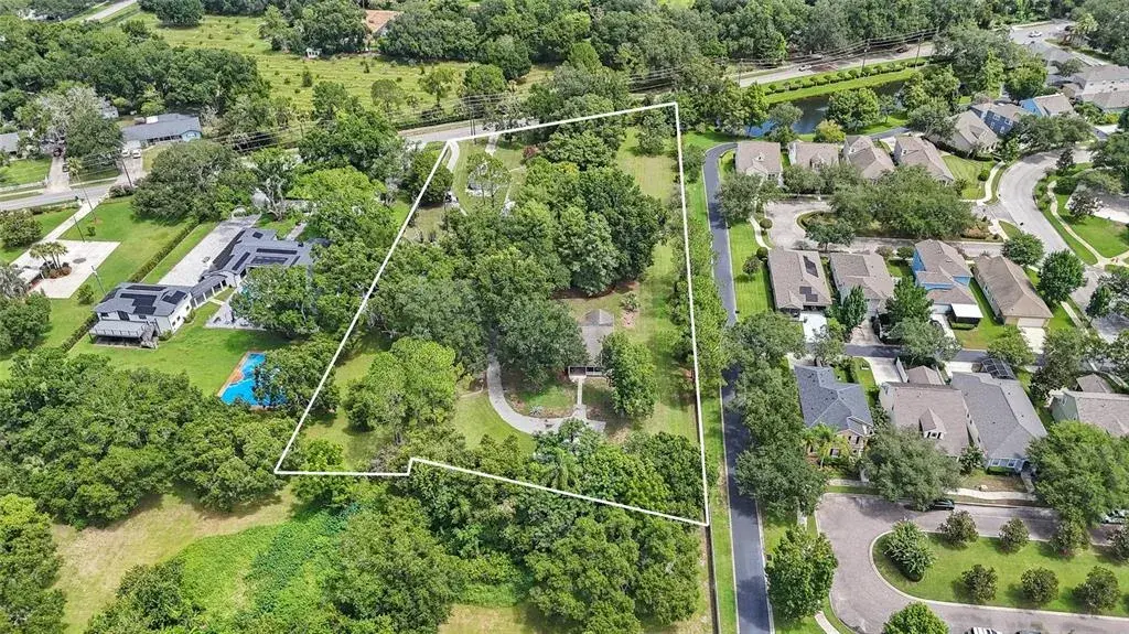 Property for sale at 880 W PLANT STREET, WINTER GARDEN, FL, 34787