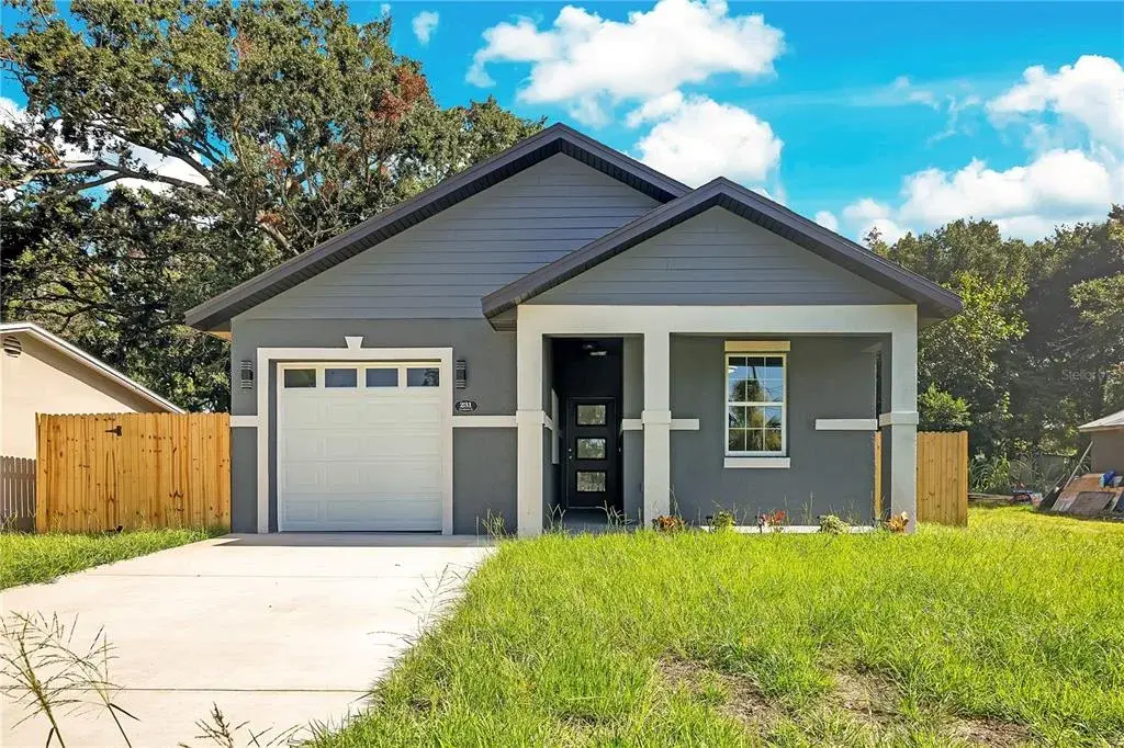 Property for sale at 231 E LAFAYETTE STREET, WINTER GARDEN, FL, 34787