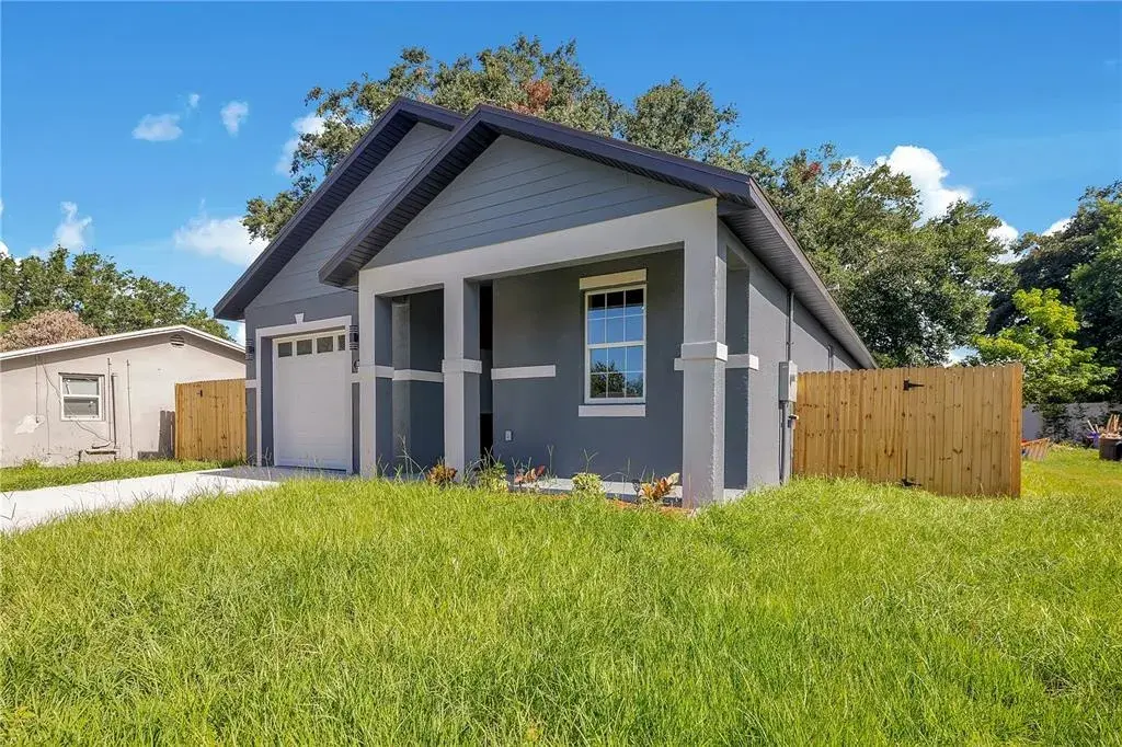 Property for sale at 231 E LAFAYETTE STREET, WINTER GARDEN, FL, 34787