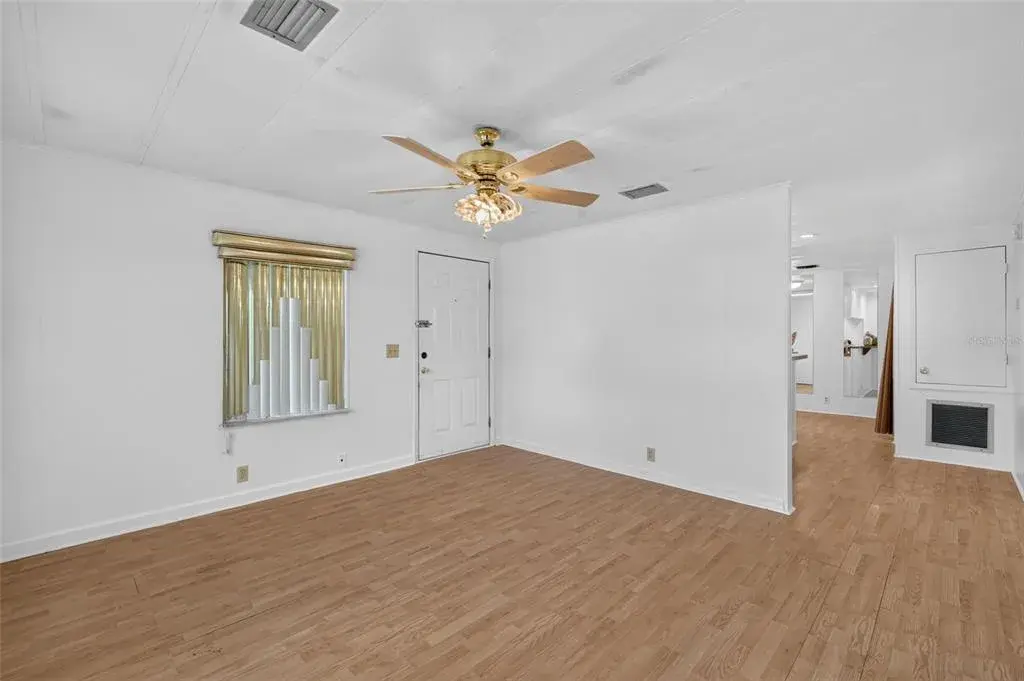 Property for sale at 304 ERON WAY UNIT 2, WINTER GARDEN, FL, 34787