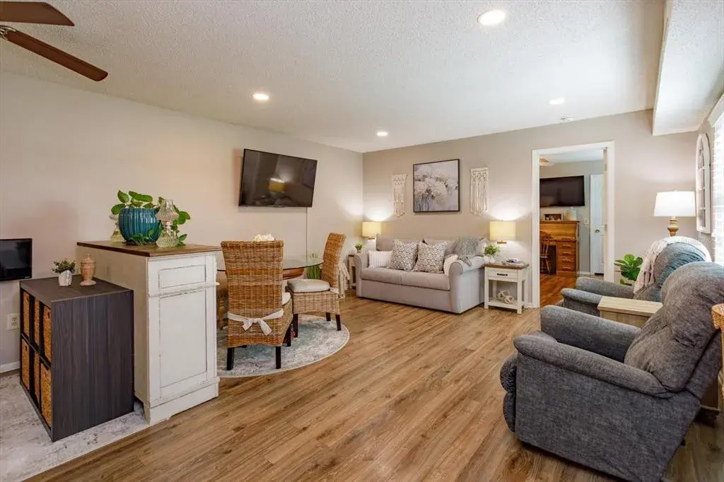 Property for sale at 27 WINDTREE LANE UNIT 102, WINTER GARDEN, FL, 34787