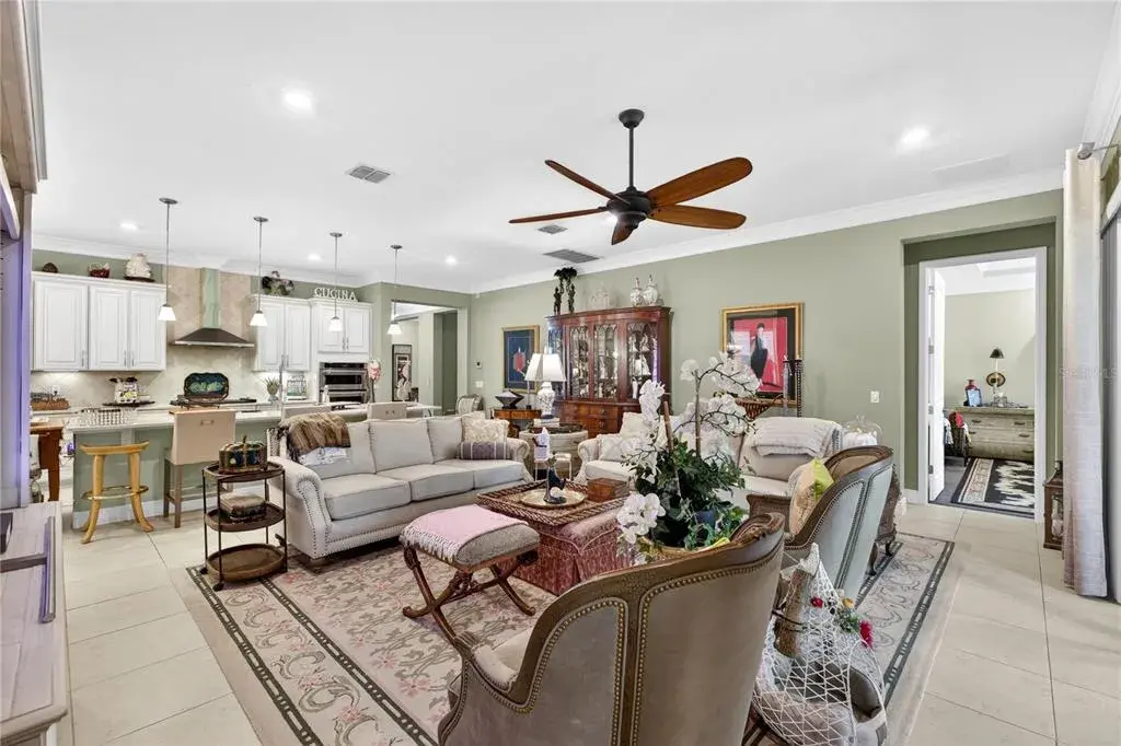 Open-concept floor plan featuring the kitchen and family room.