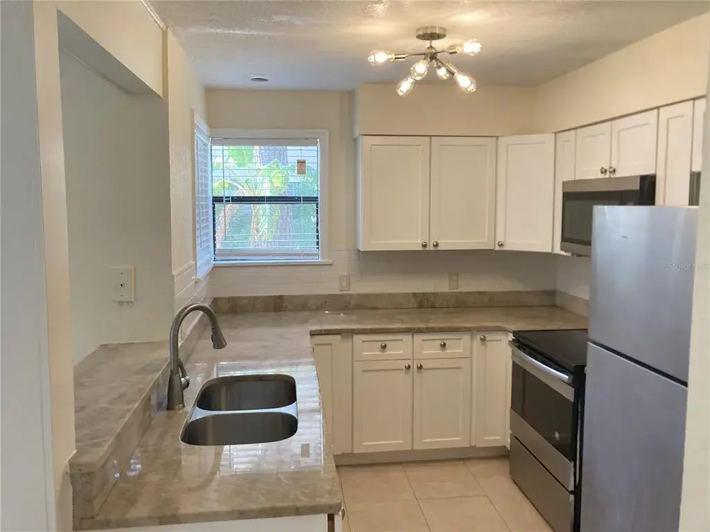 Property for sale at 2918 ANTIQUE OAKS CIRCLE UNIT 25, WINTER PARK, FL, 32792
