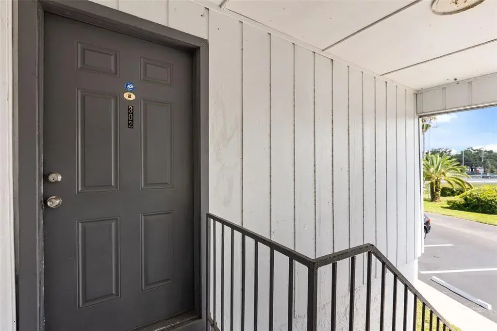 Property for sale at 1000 S SEMORAN BOULEVARD UNIT 302, WINTER PARK, FL, 32792