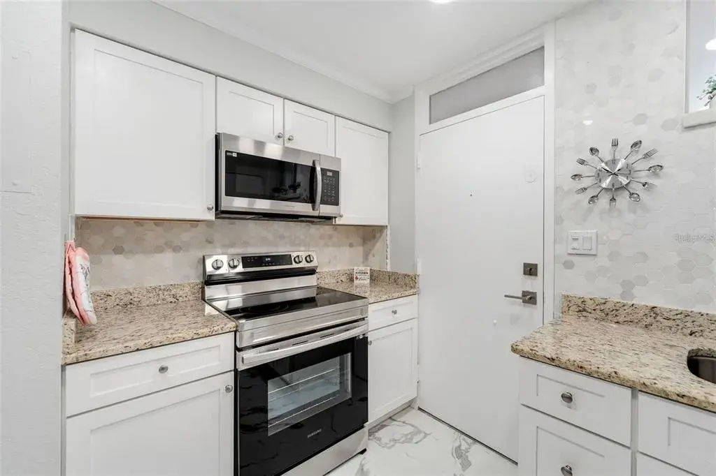 Property for sale at 700 MELROSE AVENUE UNIT J24, WINTER PARK, FL, 32789