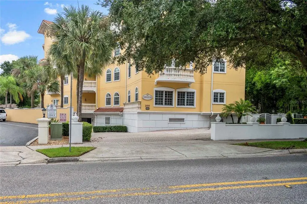 Property for sale at 200 S INTERLACHEN AVENUE UNIT 350, WINTER PARK, FL, 32789