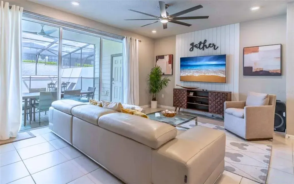 Property for sale at 886 PARADISE DRIVE, DAVENPORT, FL, 33897