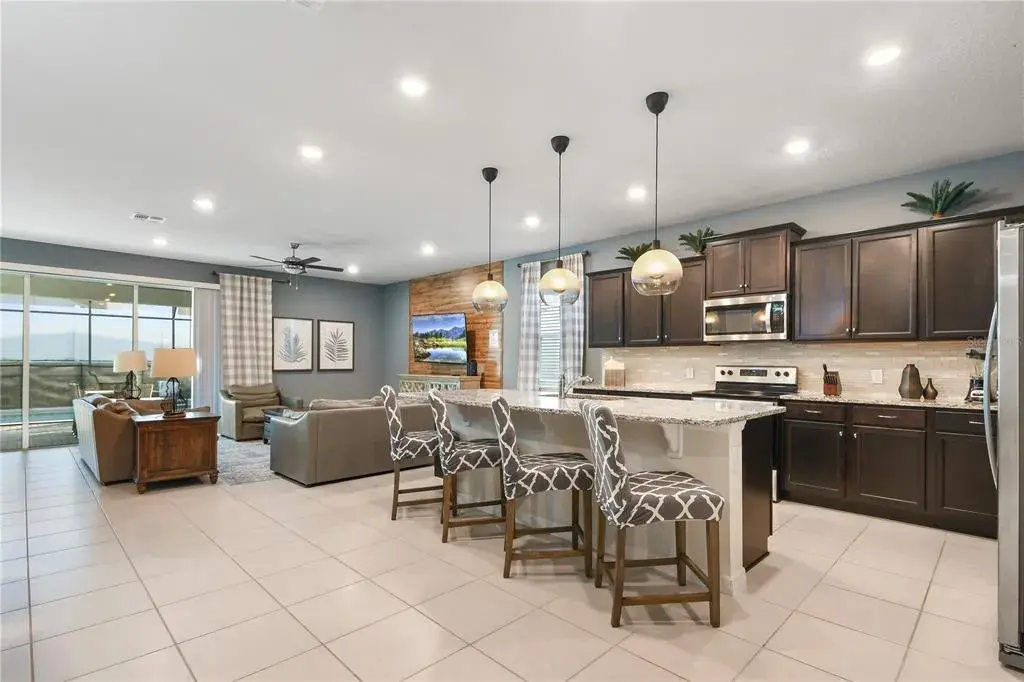 Property for sale at 2060 LELANI CIR, DAVENPORT, FL, 33897