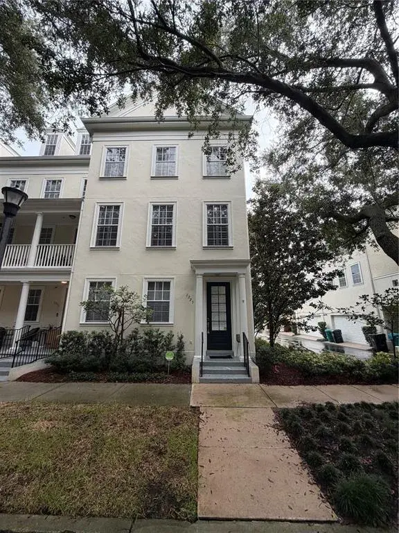 Walk Up Entry