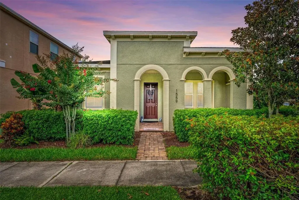 Front Door w/ 14,000 sq ft green space