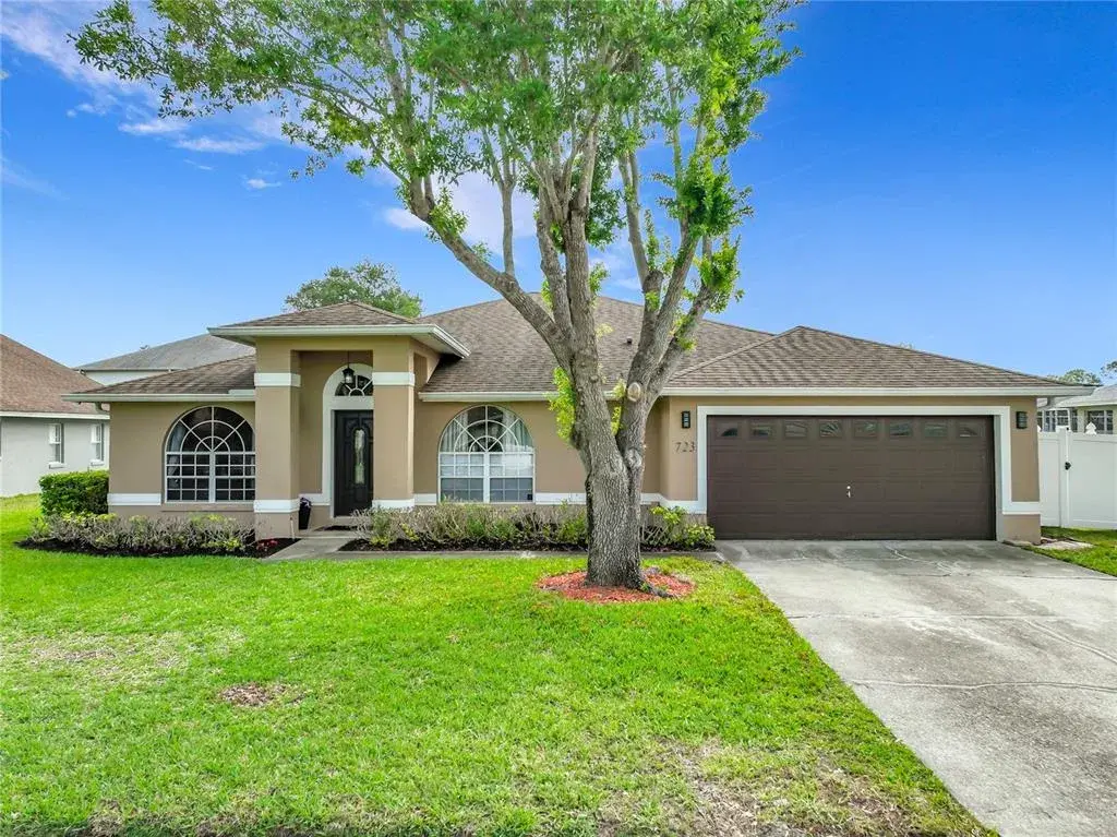 723 Sunburst Cove Lane.