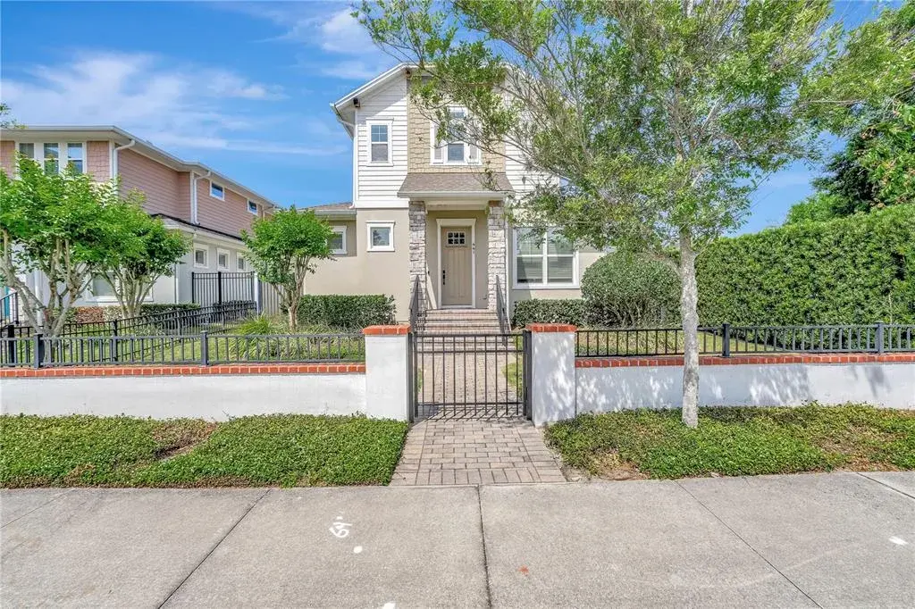 Welcome to 441 N Capen Ave.