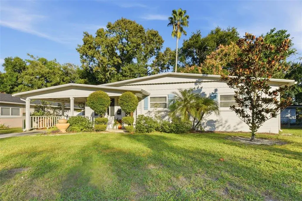 1030 N Lakemont Ave., Winter Park, FL, 32792