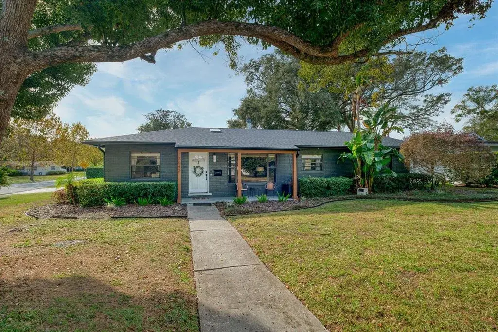 Build your dream home or live in as-is