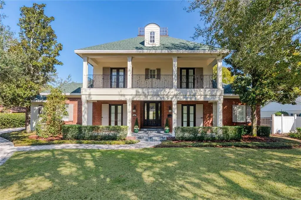 Southern Charm & Architectural Elegance!
