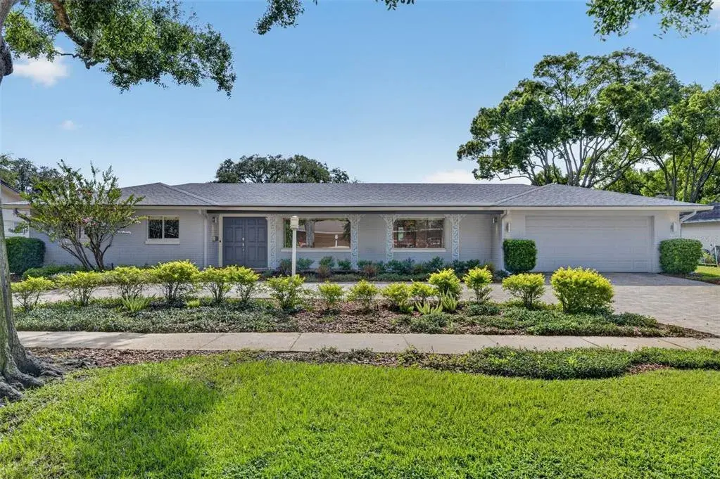 938 Golfside Drive