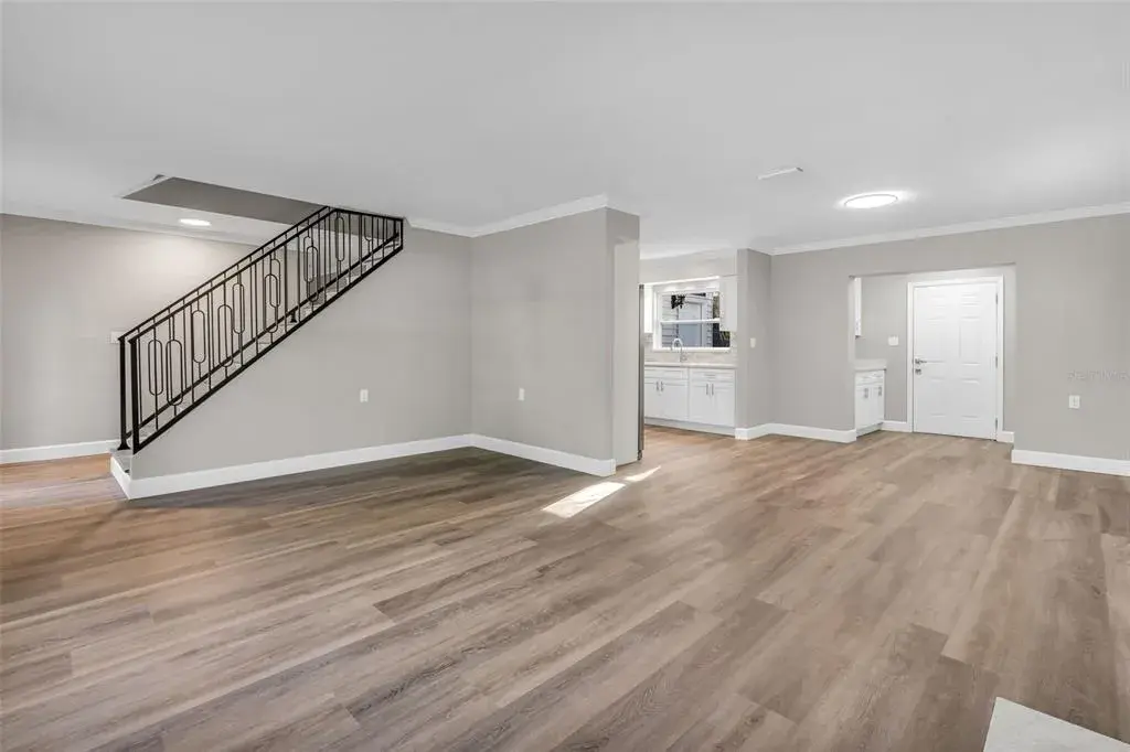 Property for sale at 216 S SHORE CREST DRIVE, TAMPA, FL, 33609