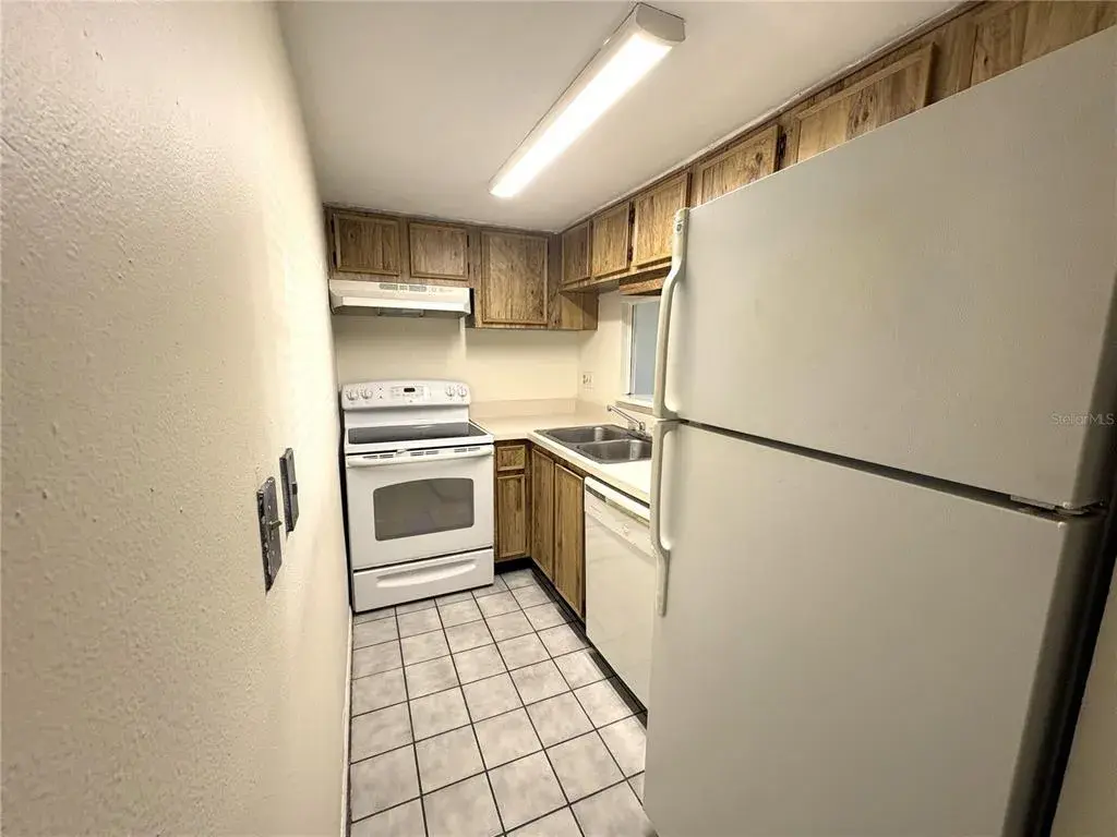 Property for sale at 7120 WATERSIDE DRIVE UNIT 106, TAMPA, FL, 33617