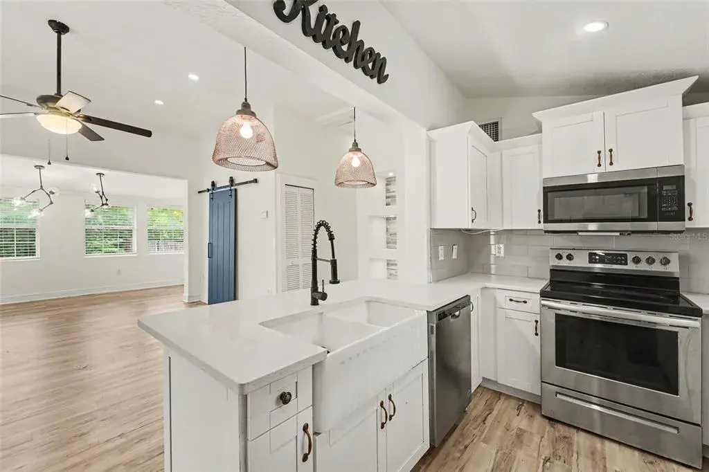 Property for sale at 800 E GENESEE STREET, TAMPA, FL, 33603