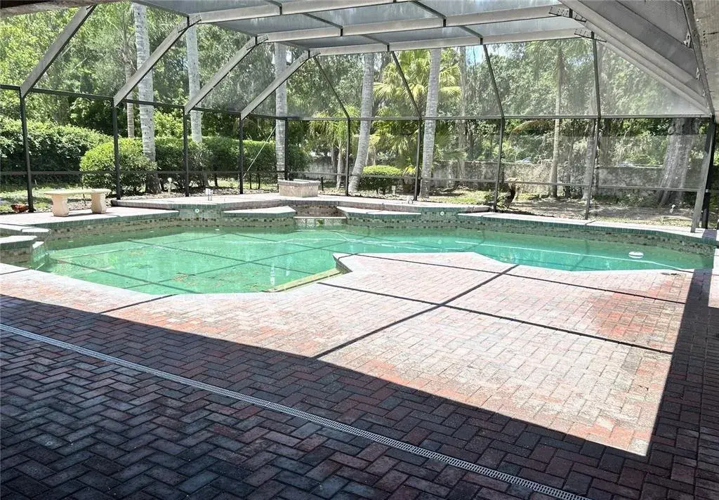 Property for sale at 5106 STONEHURST ROAD, TAMPA, FL, 33647